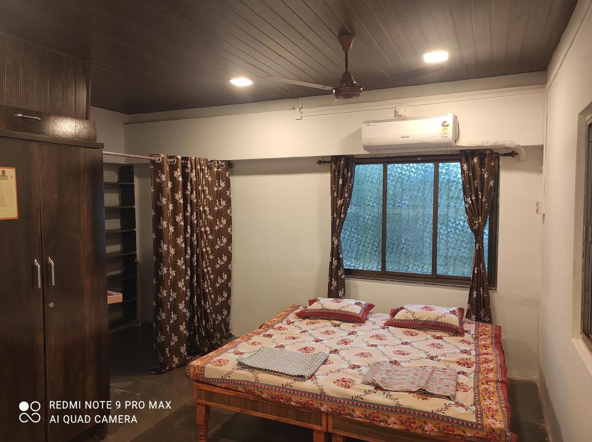 Swanand Home Stay Ратнаґірі Екстер'єр фото