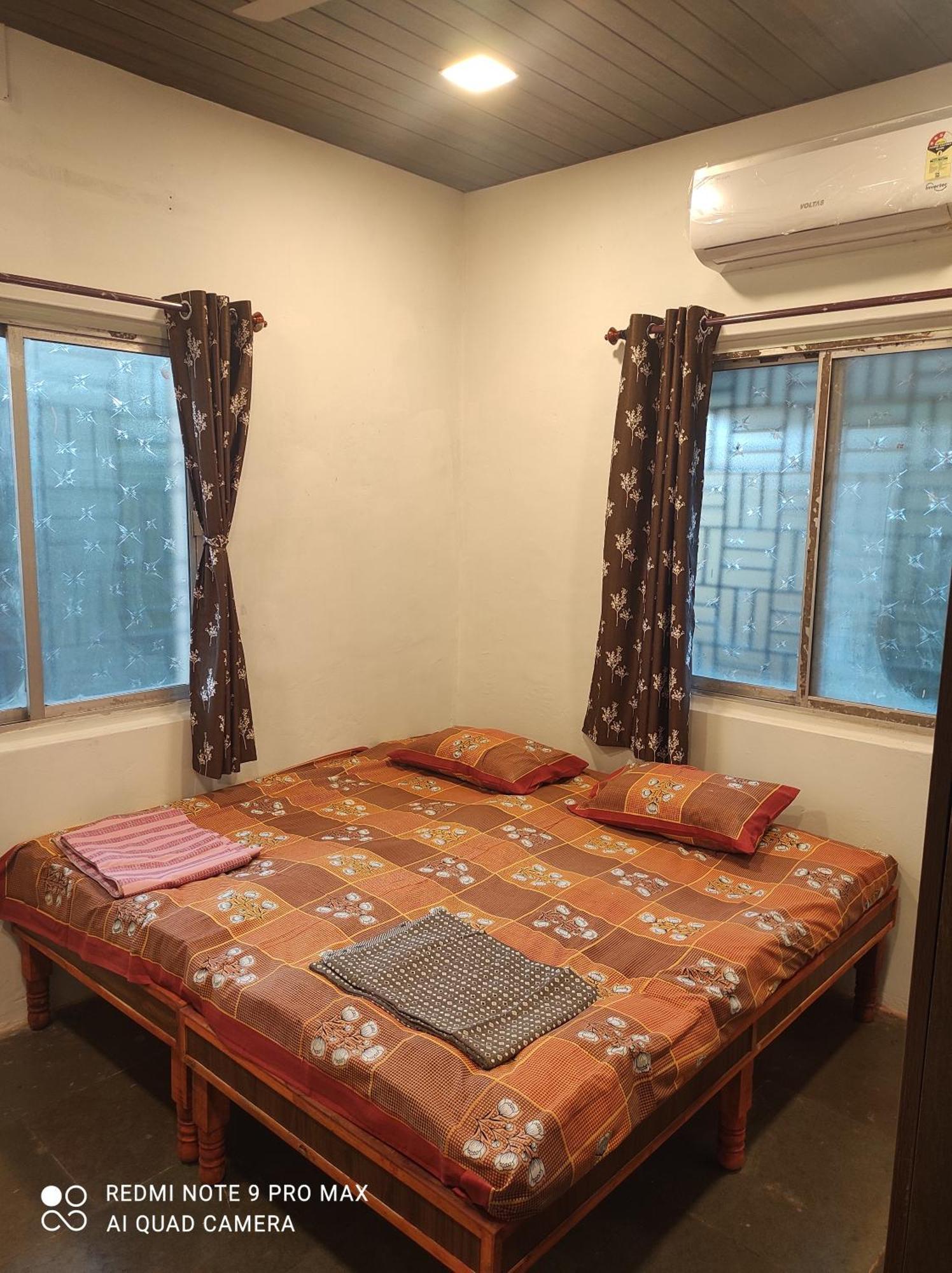 Swanand Home Stay Ратнаґірі Екстер'єр фото